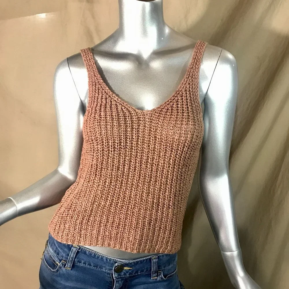 Moon & Madison Medium Knit Tank Top Blouse Boho Neutral Tan Blush